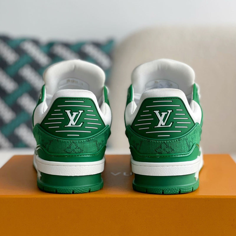 LV